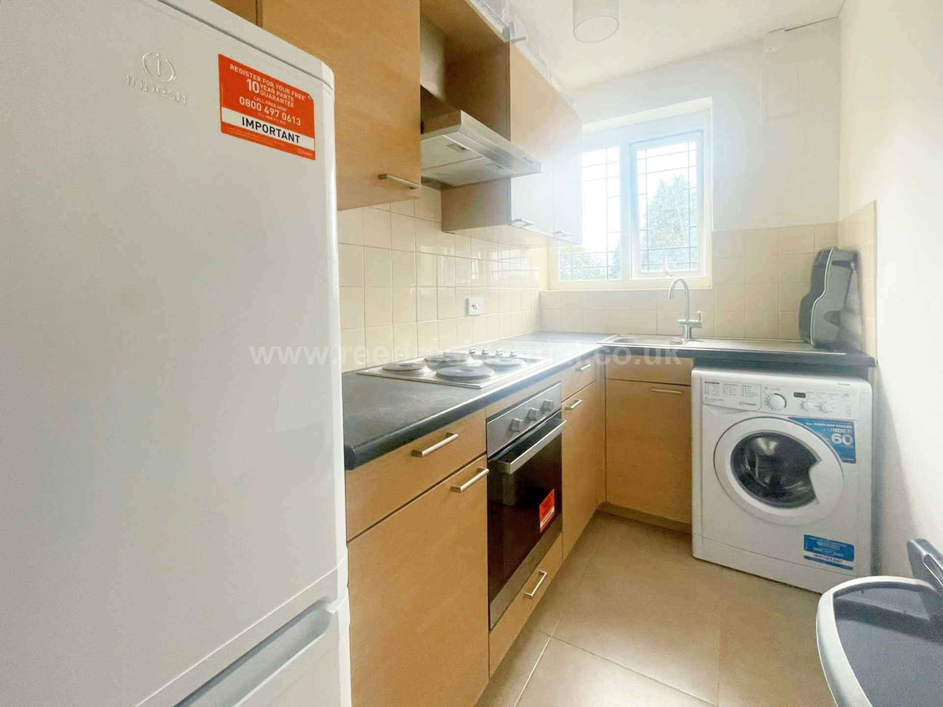 2 Bed flat to Rent in 201 Gibbins Rd | B29 6NH - Image 5