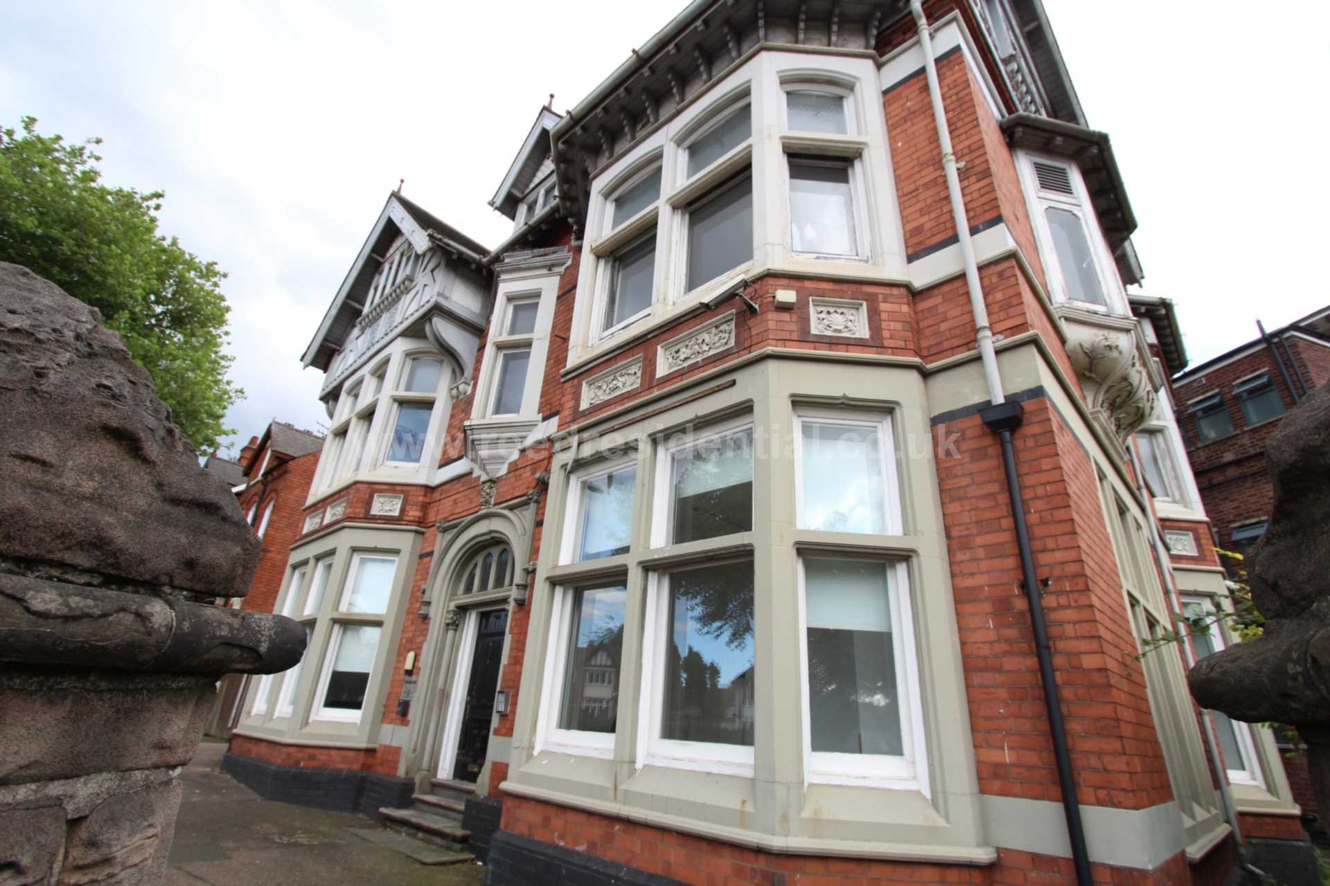 6 Bed flat to Rent in Lenton | NG7 1QN - Image 1