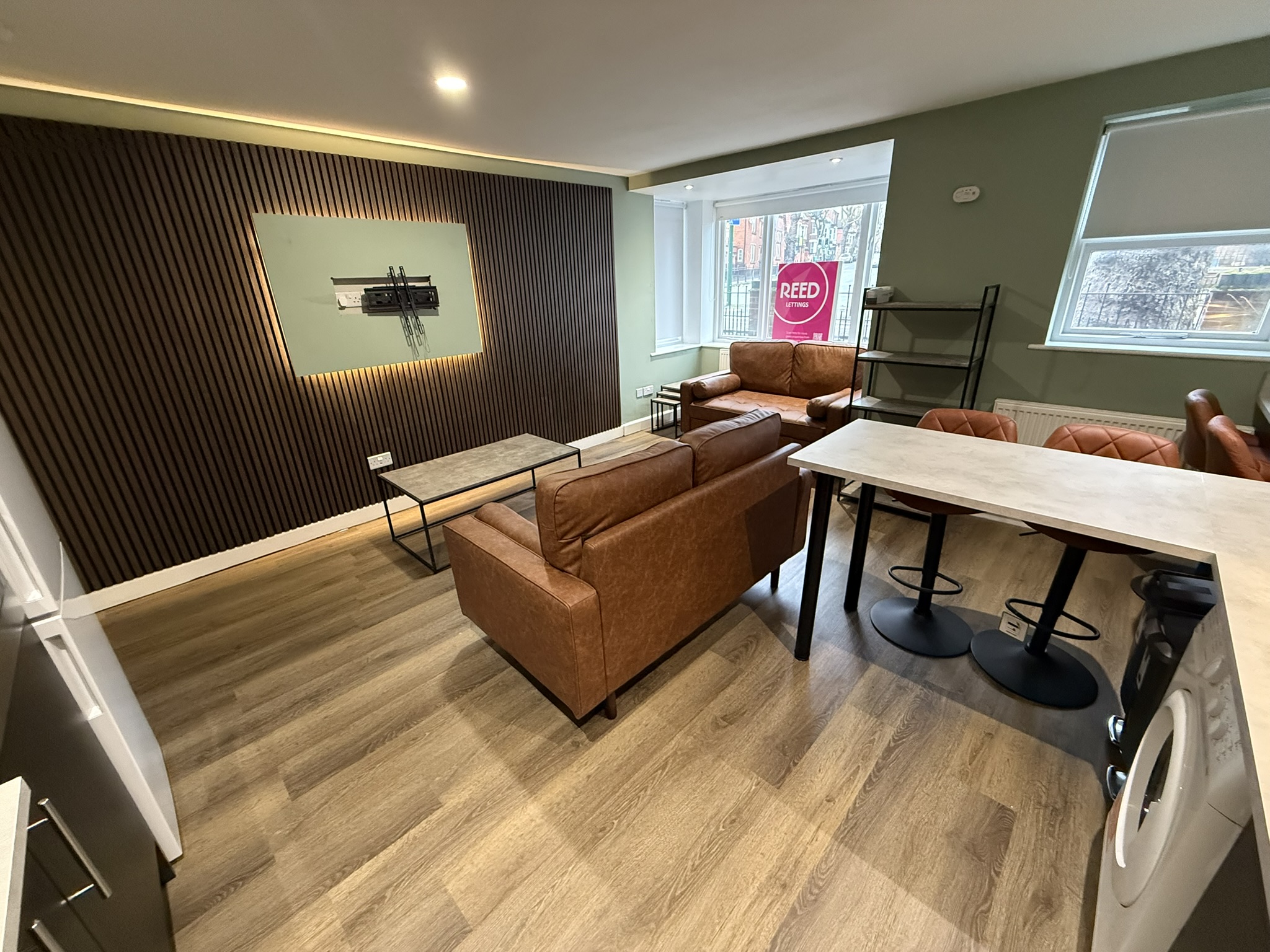 4 Bed flat to Rent in Lenton | NG7 1HP - Image 1