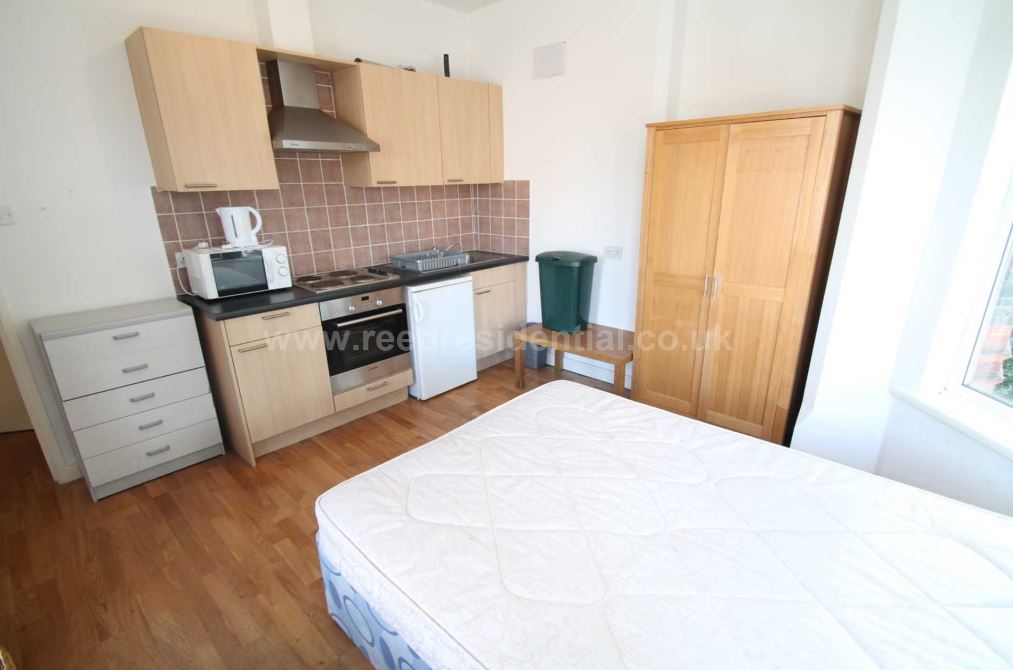 1 Bed flat to Rent in Lenton | NG7 2EL - Image 2