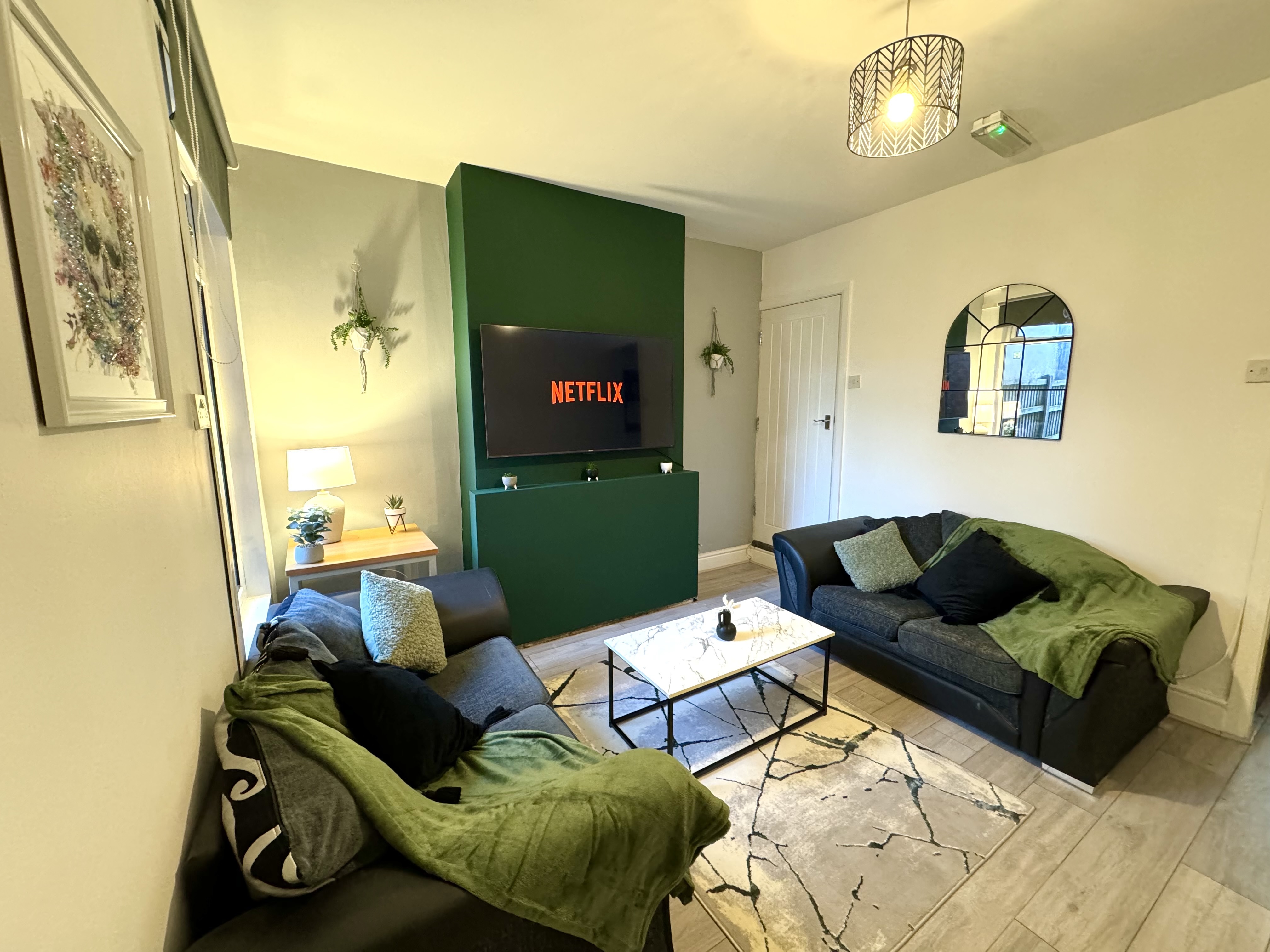 4 Bed house to Rent in Selly Oak | B29 6EL - Image 3