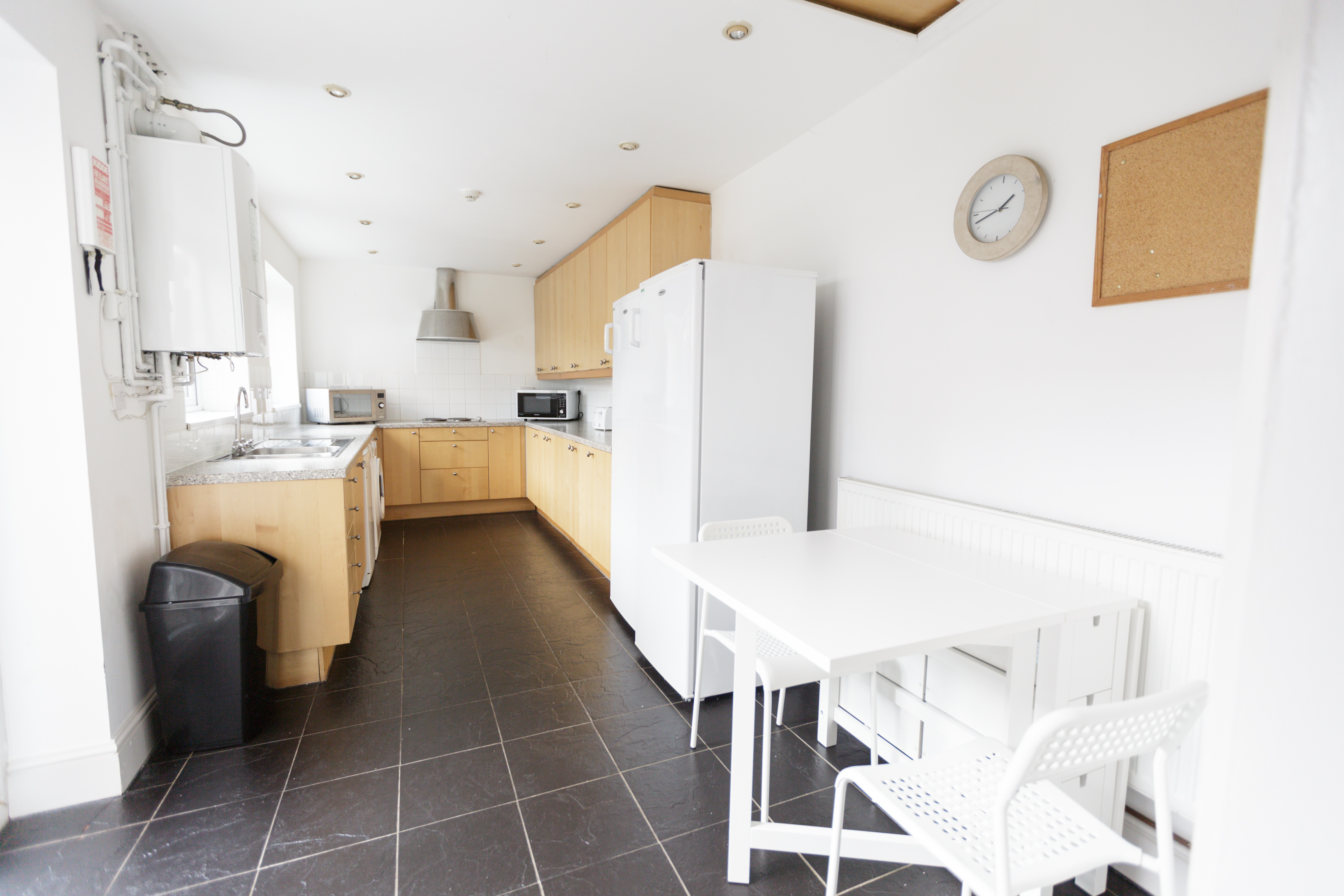4 Bed house to Rent in Edgbaston | B16 9DU - Image 1