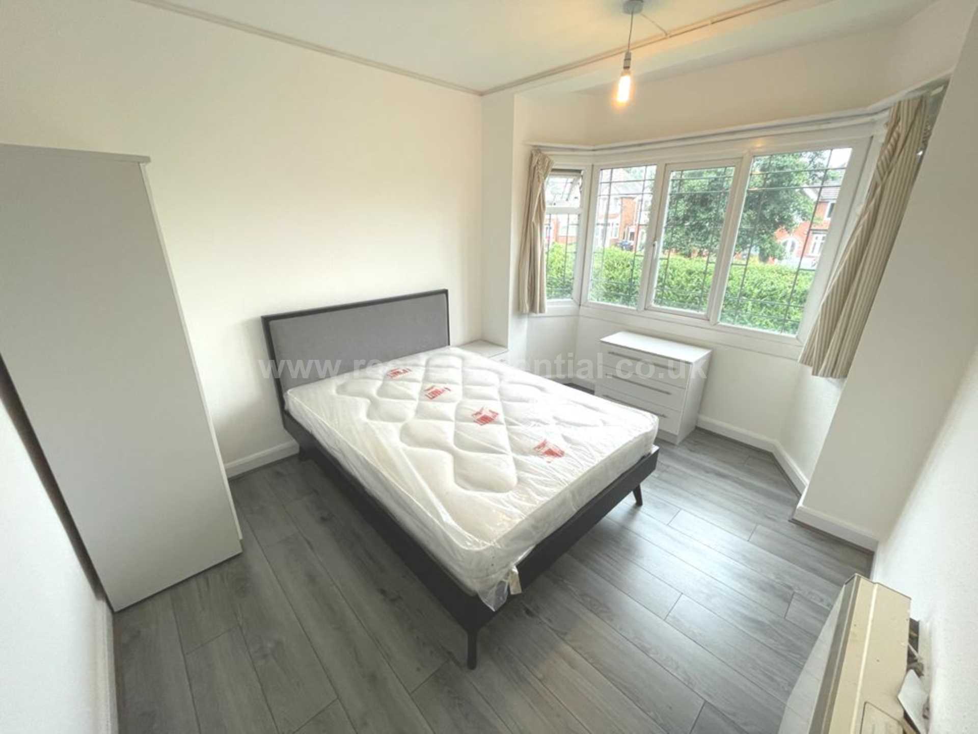 2 Bed house to Rent in 201 Gibbins Rd | B29 6NH - Image 6
