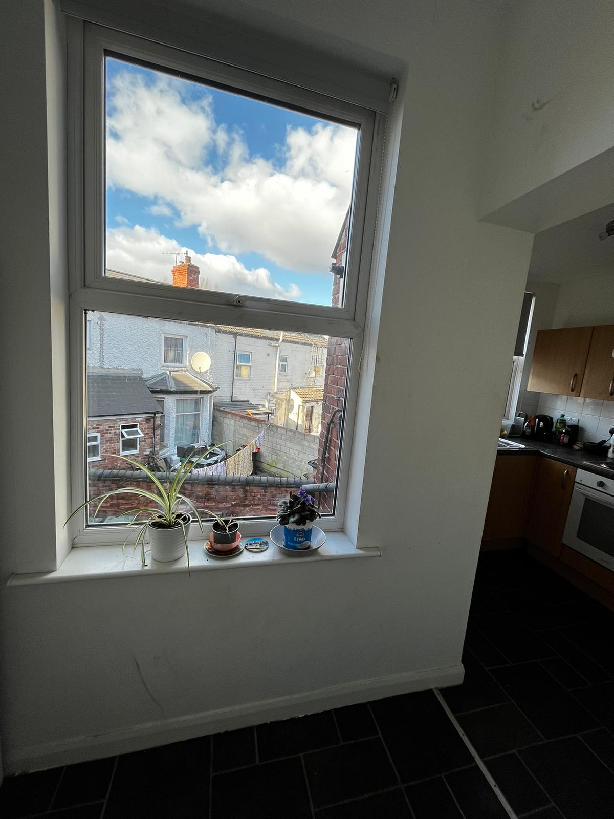 2 Bed house to Rent in Arboretum | NG7 4AH - Image 3
