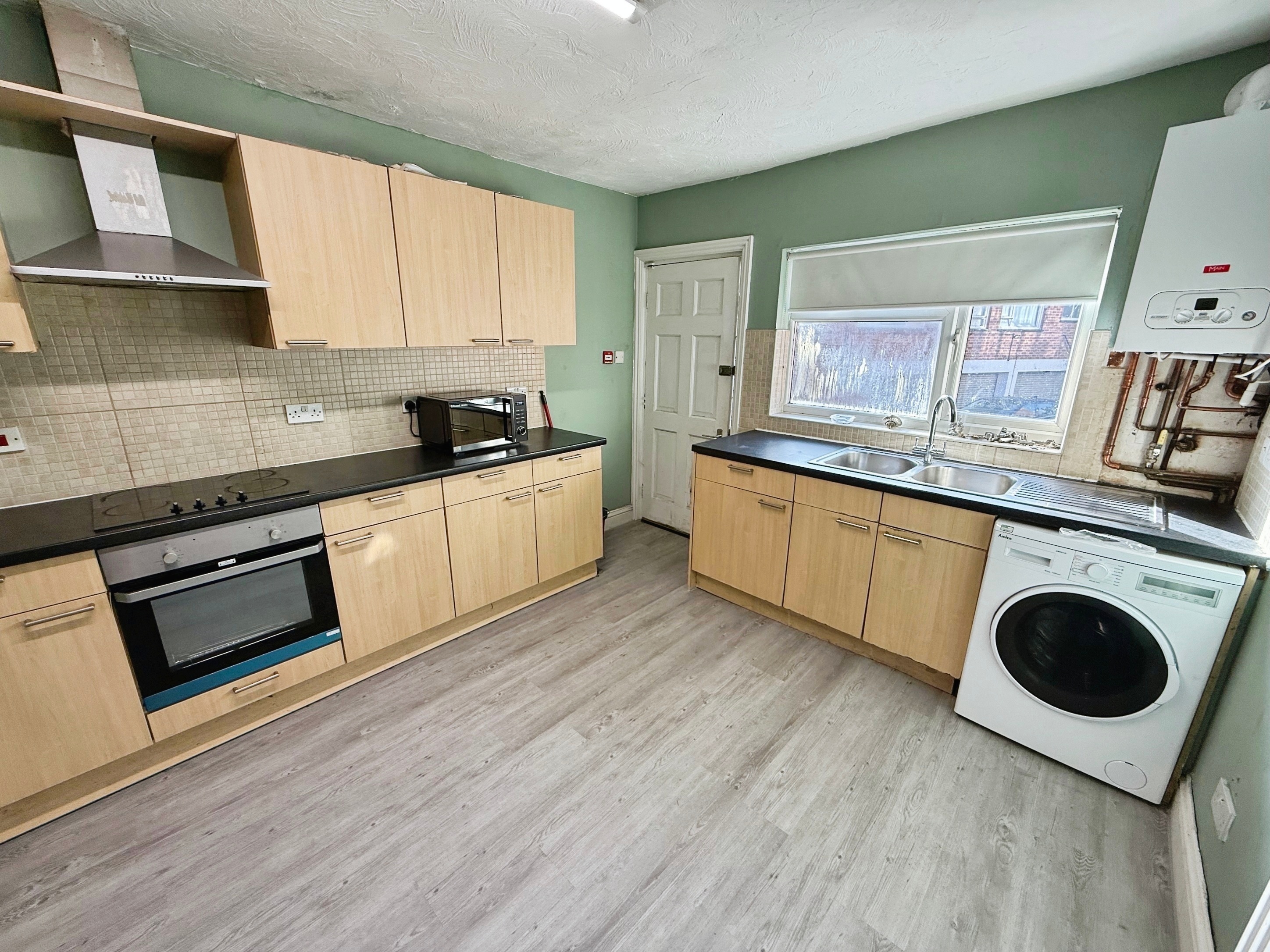 6 Bed house to Rent in Lenton | NG7 1QN - Image 2