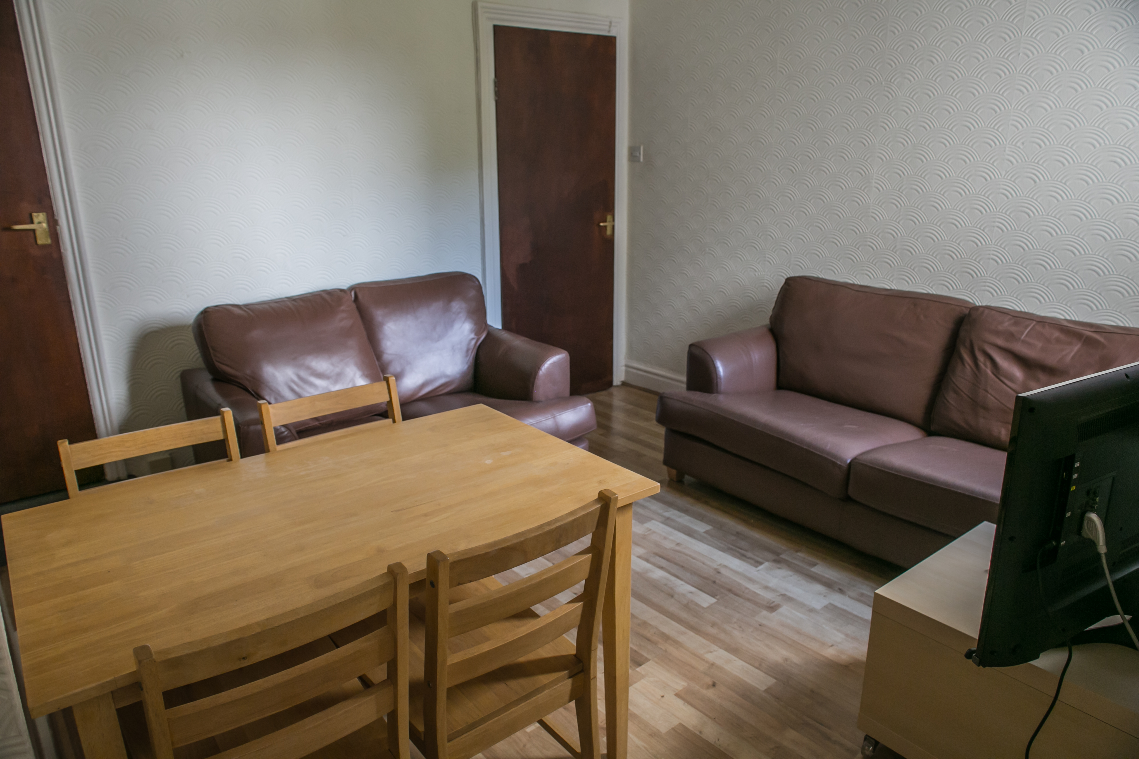 4 Bed house to Rent in Edgbaston | B16 9DA - Image 2