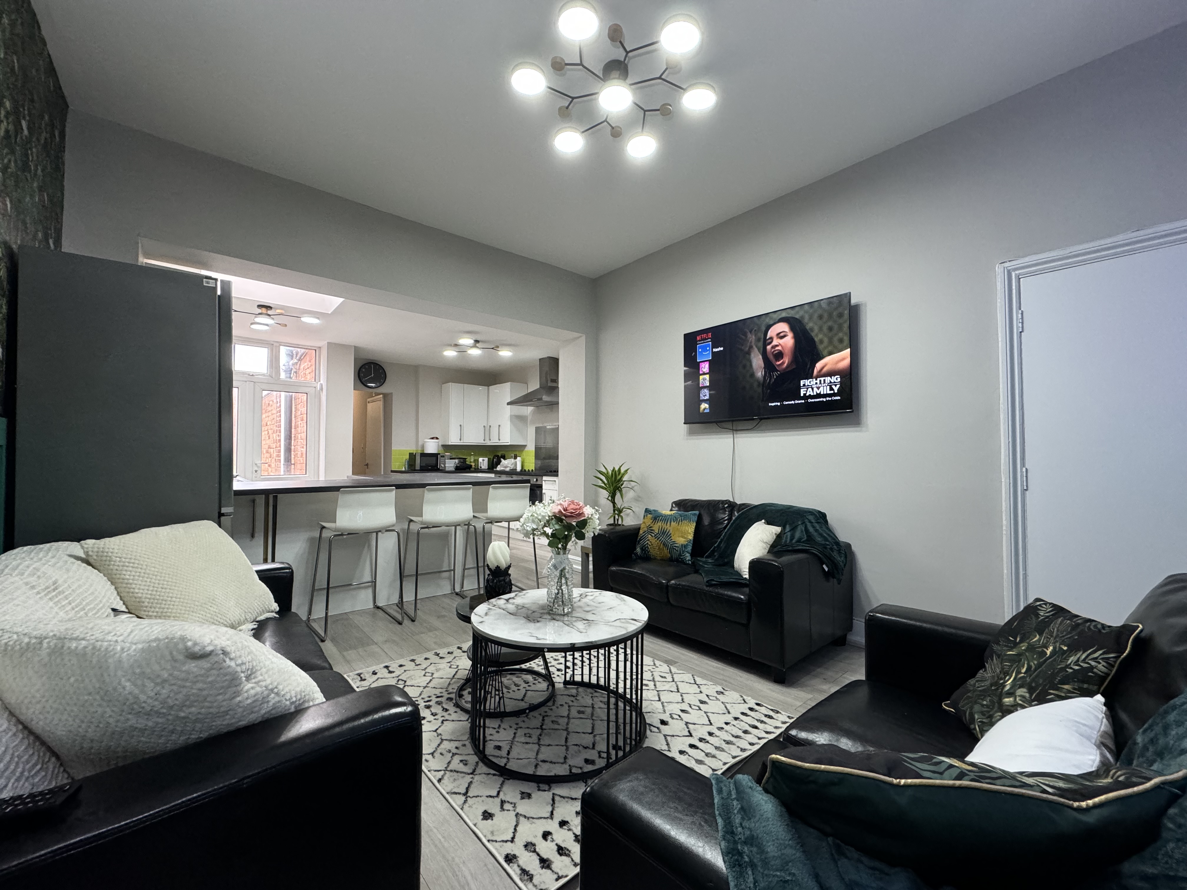 8 Bed house to Rent in Selly Oak | B29 6HQ - Image 4