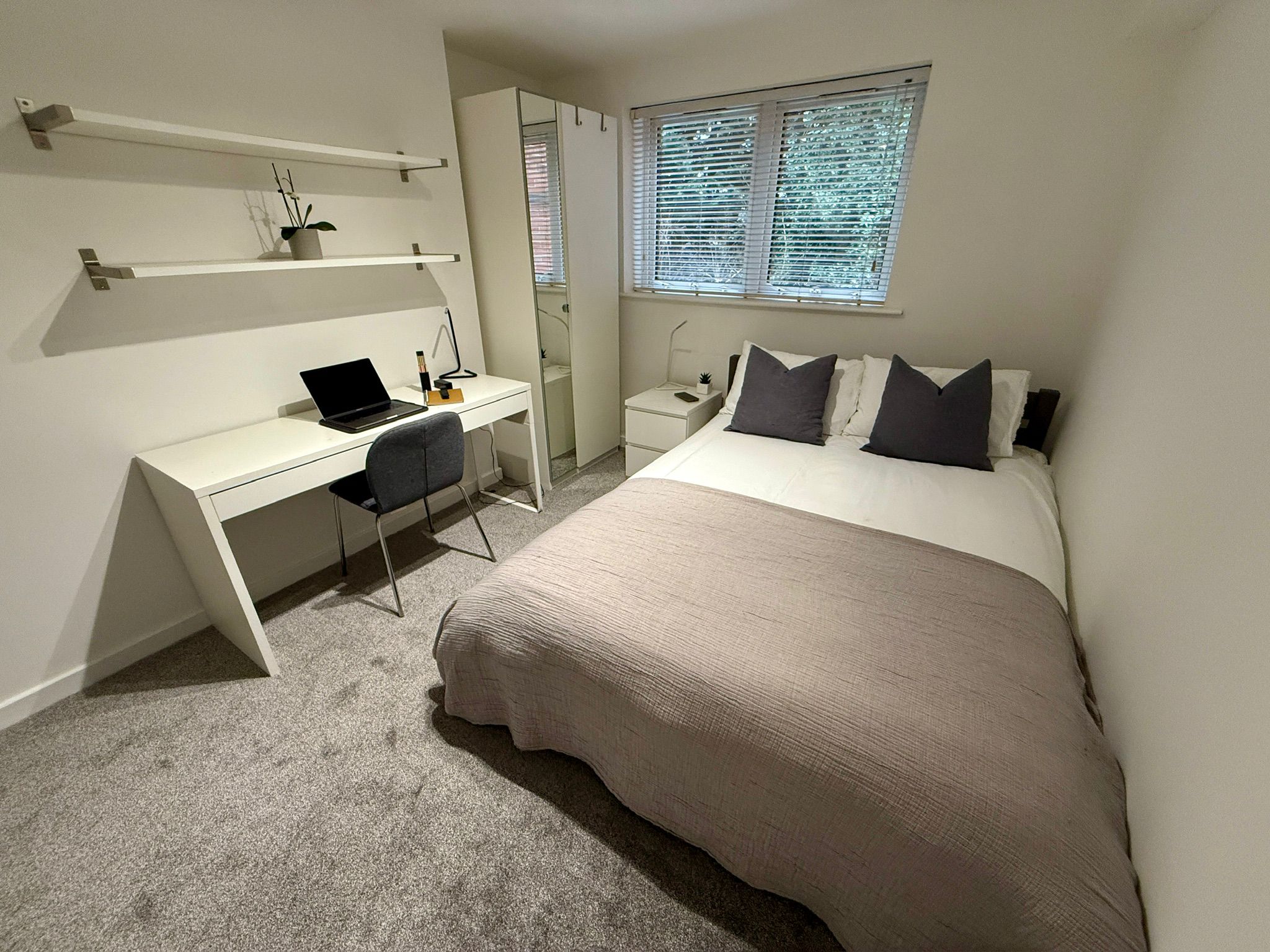 1 Bed flat to Rent in Dunkirk | NG7 2RP - Image 1