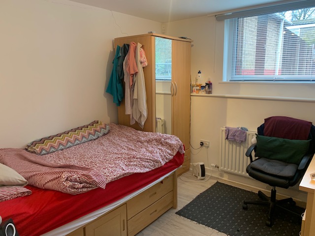 5 Bed house to Rent in Harborne | B17 0LU - Image 3