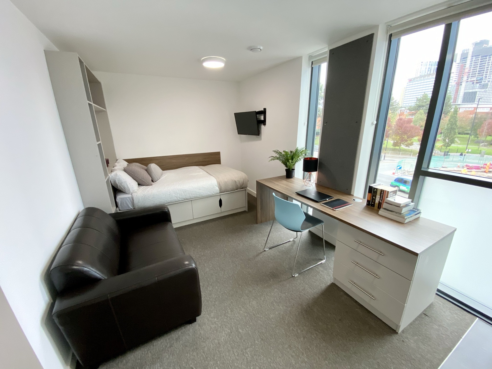 1 Bed flat to Rent in Five Ways | B15 1PL - Image 3