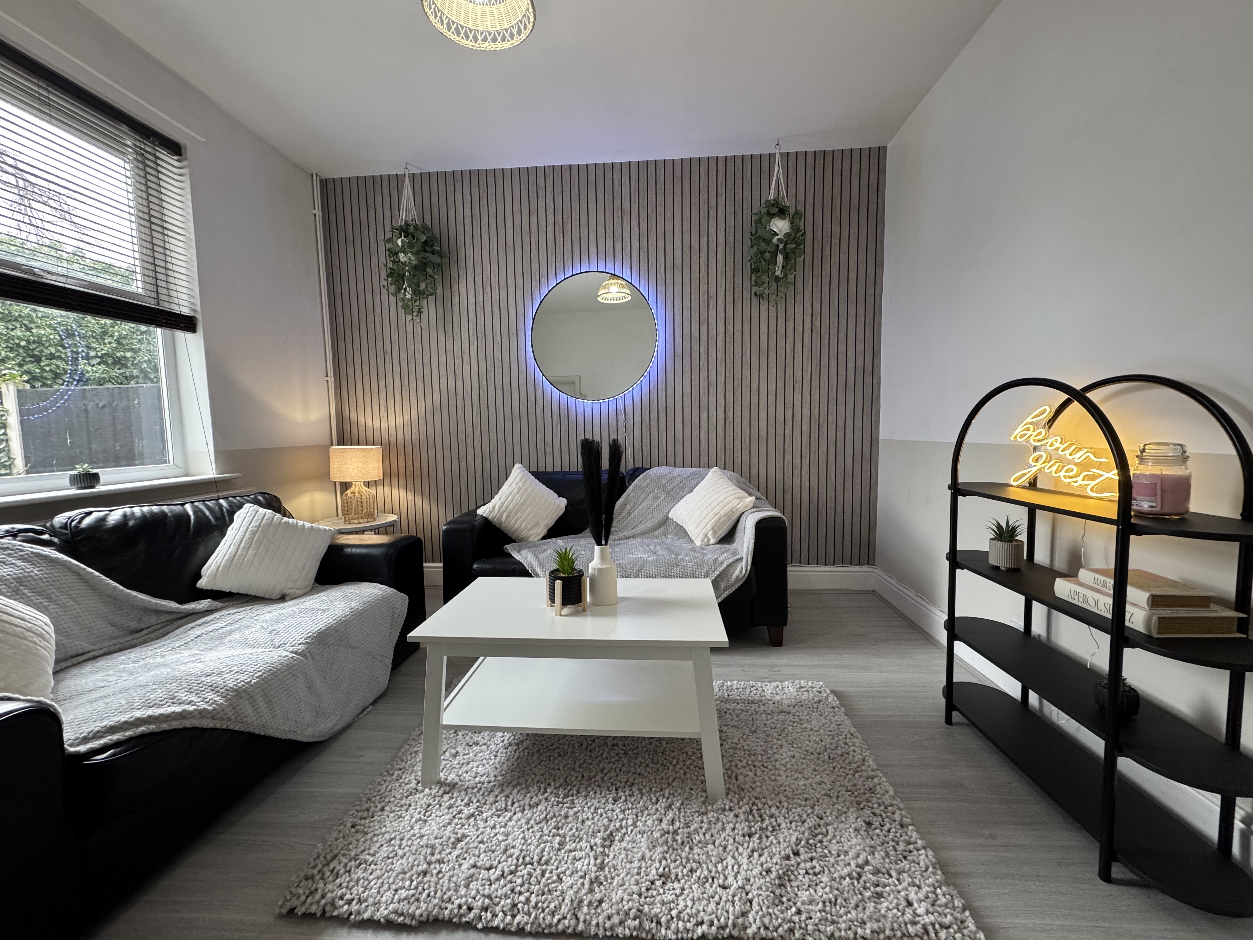 4 Bed house to Rent in California | DE1 1LX - Image 1