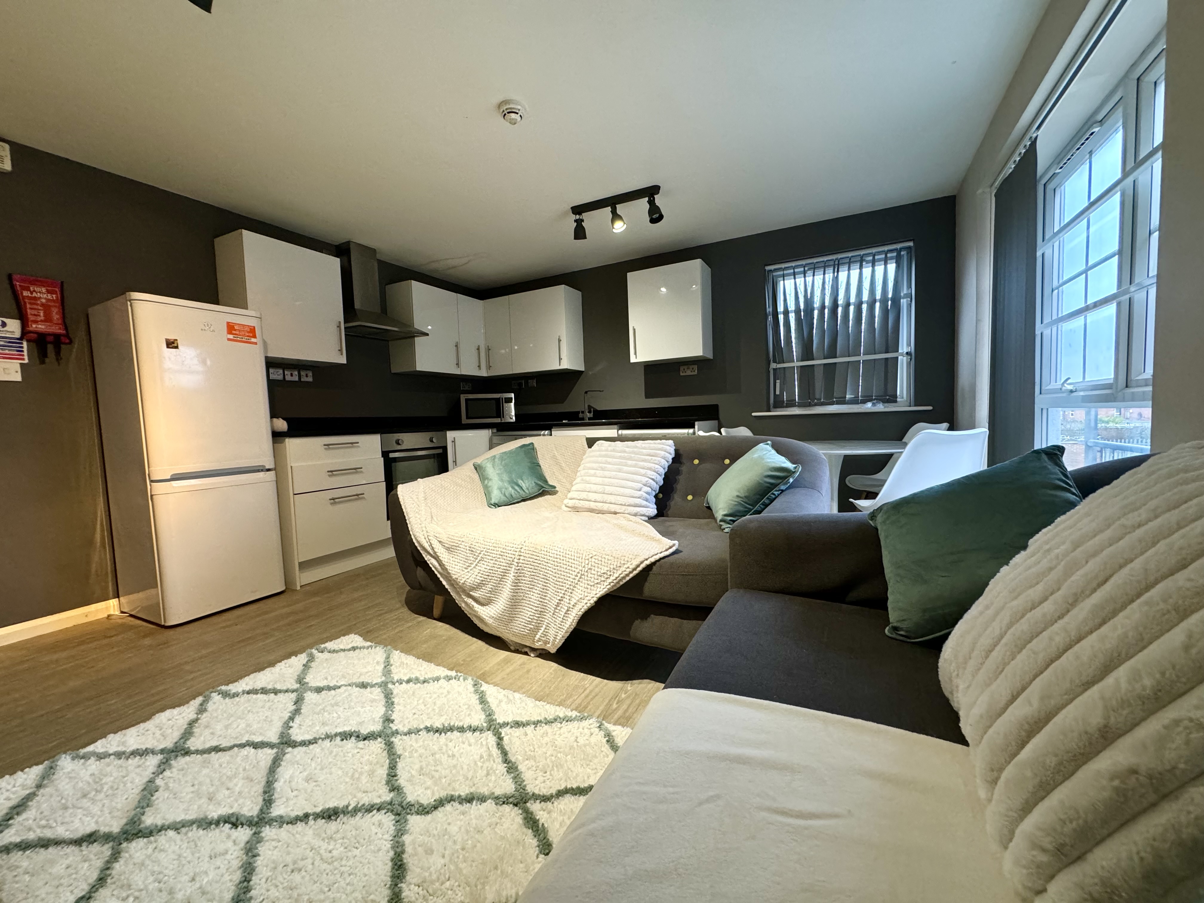 1 Bed flat to Rent in Lenton | NG7 3DD - Image 3