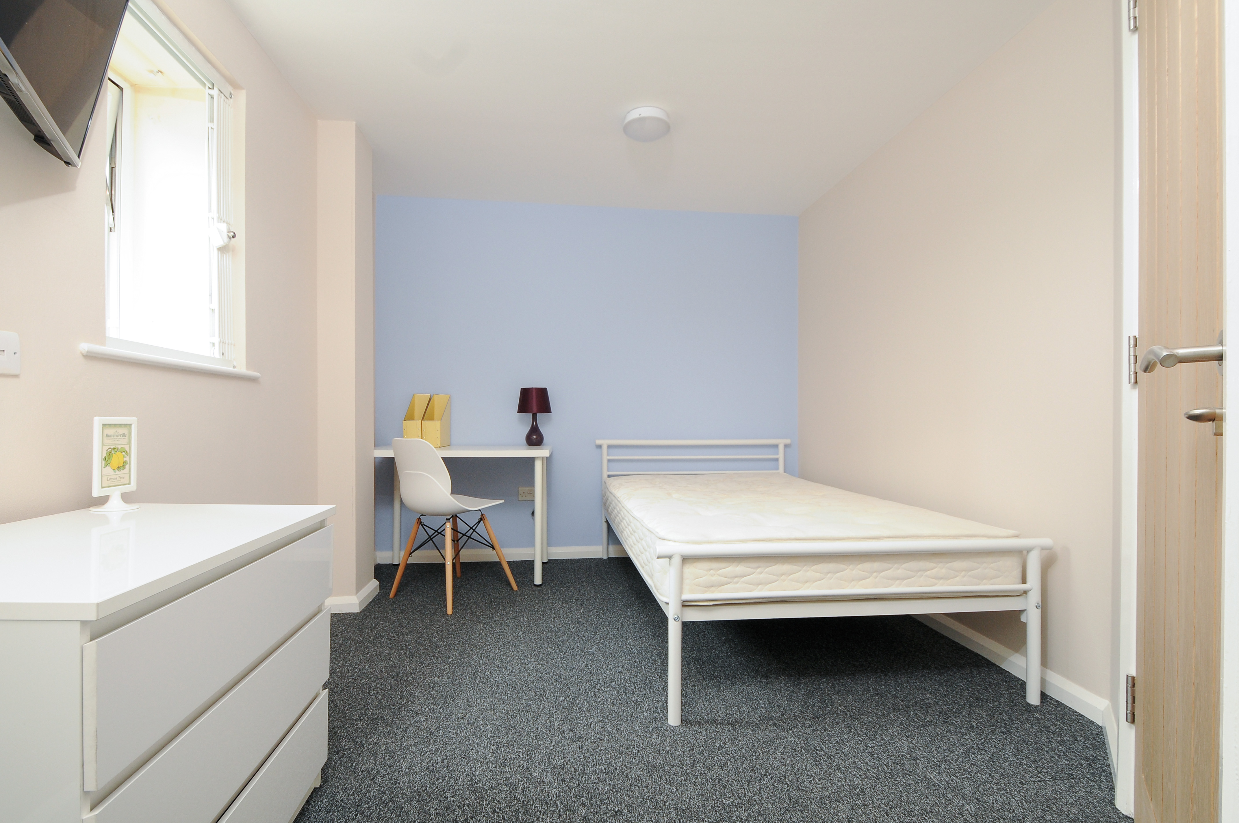 1 Bed flat to Rent in Lenton | NG7 3DD - Image 4