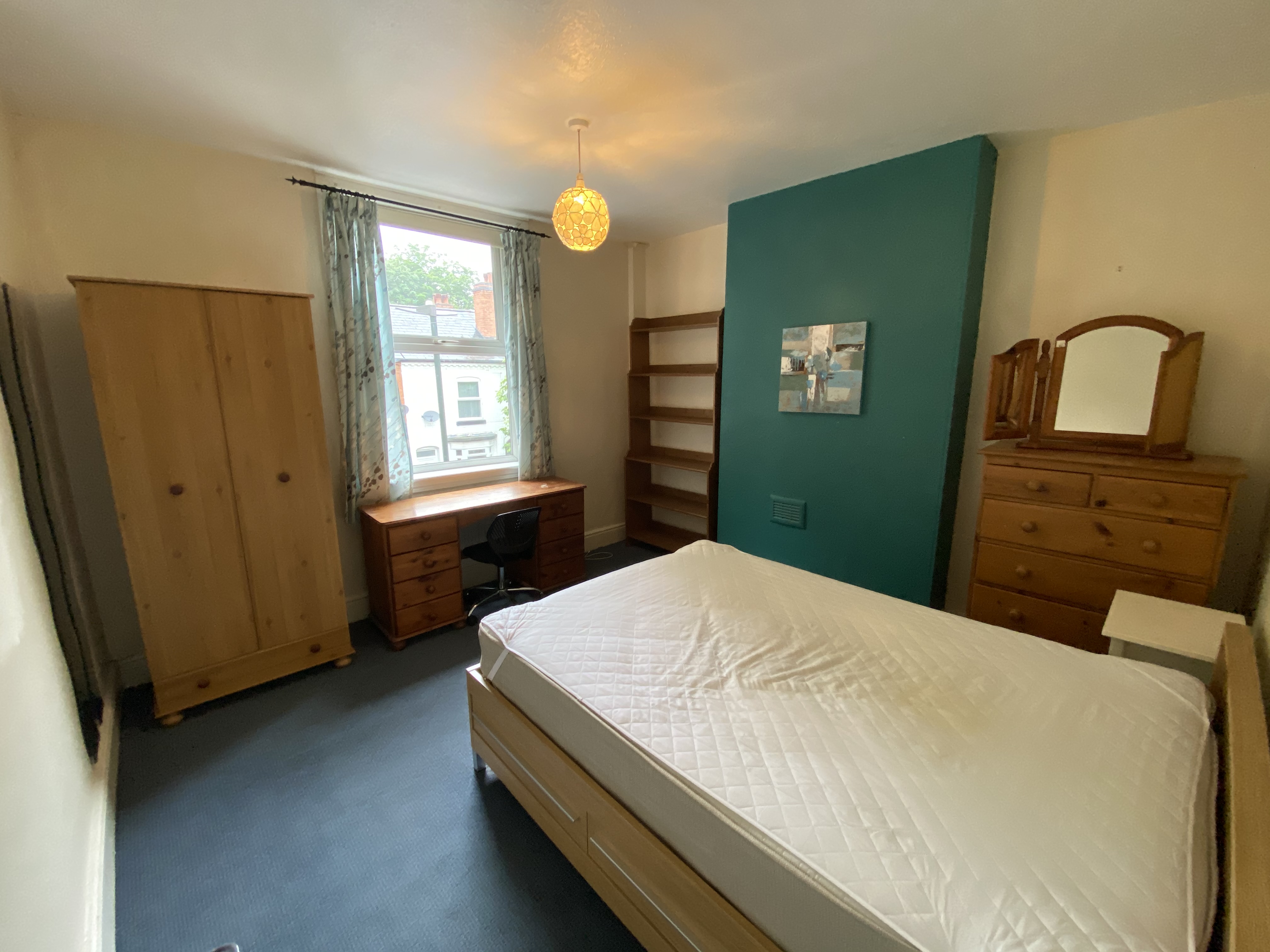 4 Bed house to Rent in Selly Oak | B29 6JY - Image 5