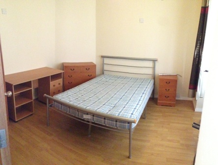 4 Bed house to Rent in Lenton | NG7 1LA - Image 3