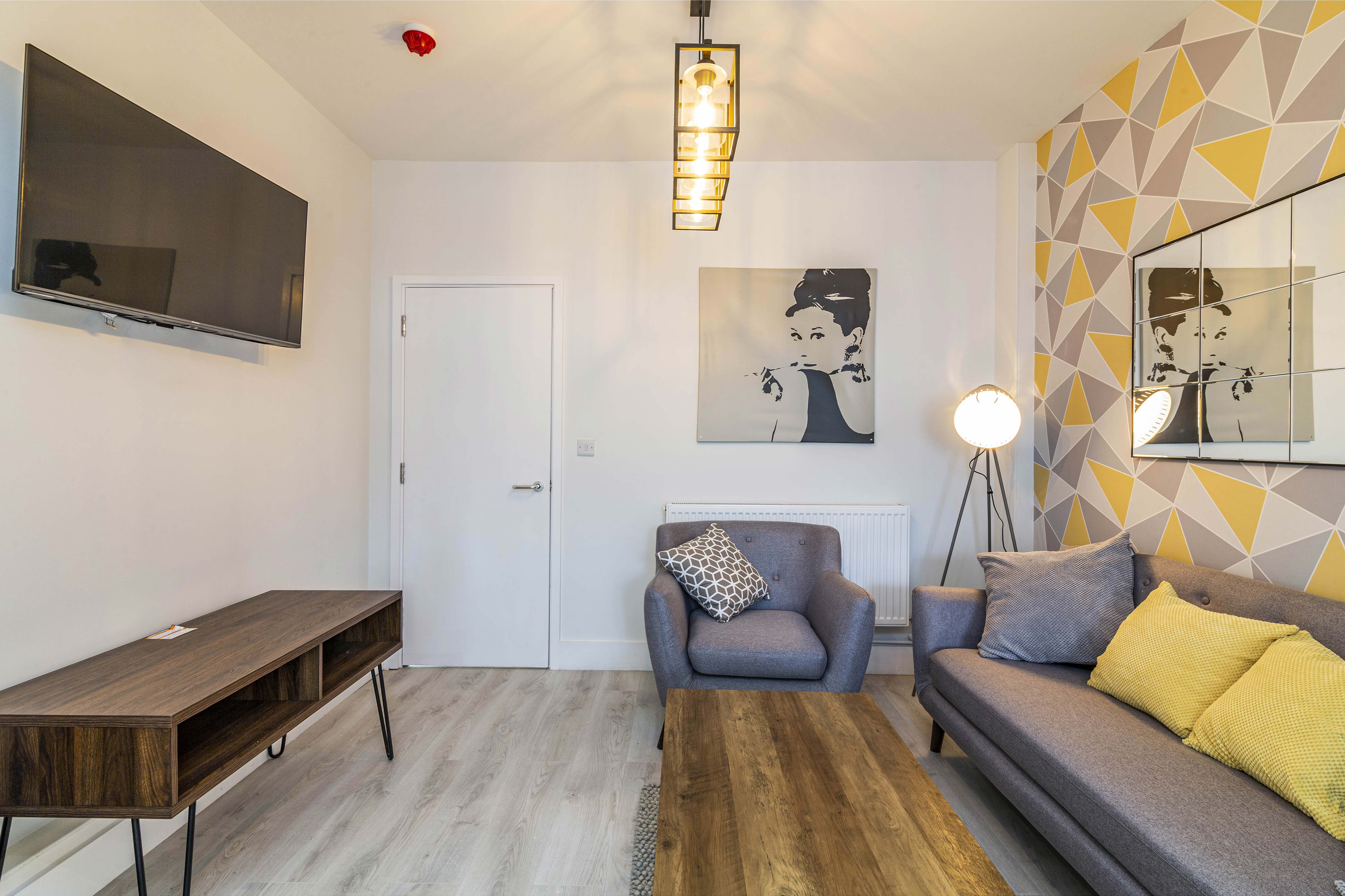 6 Bed house to Rent in Selly Oak | B29 6EP - Image 1