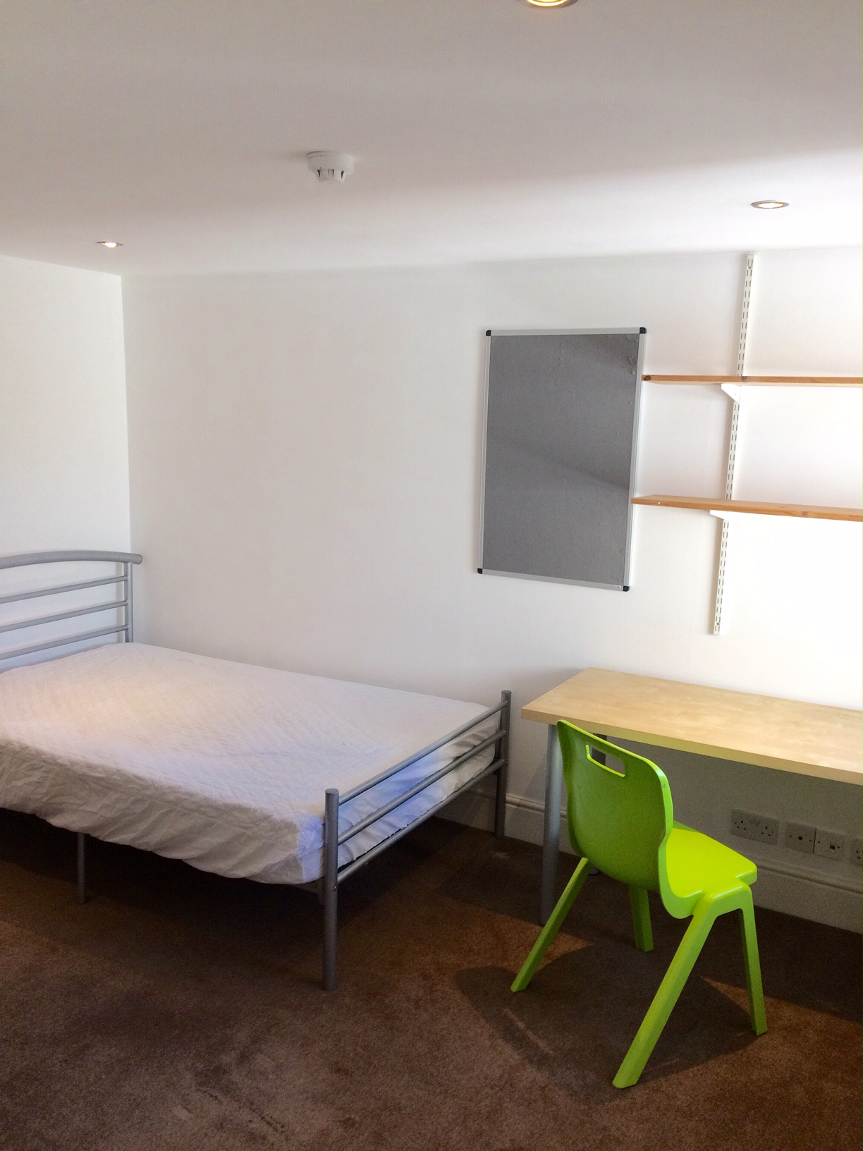 6 Bed house to Rent in Selly Oak | B29 7SL - Image 6