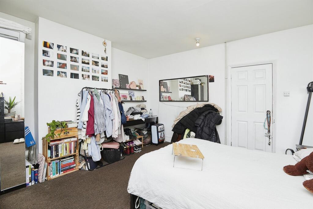 4 Bed house to Rent in California | DE22 3DY - Image 3