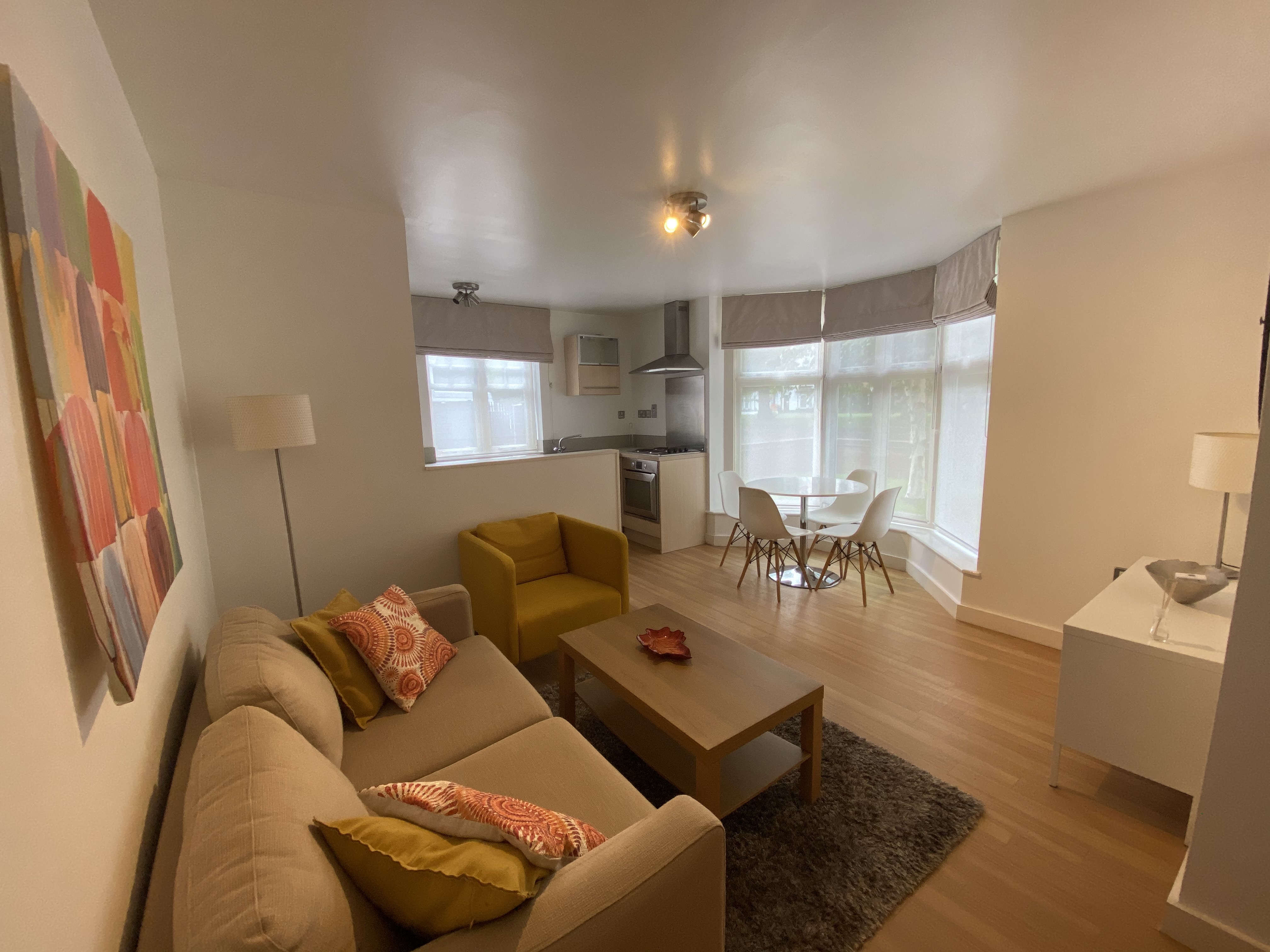 2 Bed flat to Rent in Edgbaston | B17 8DP - Image 1