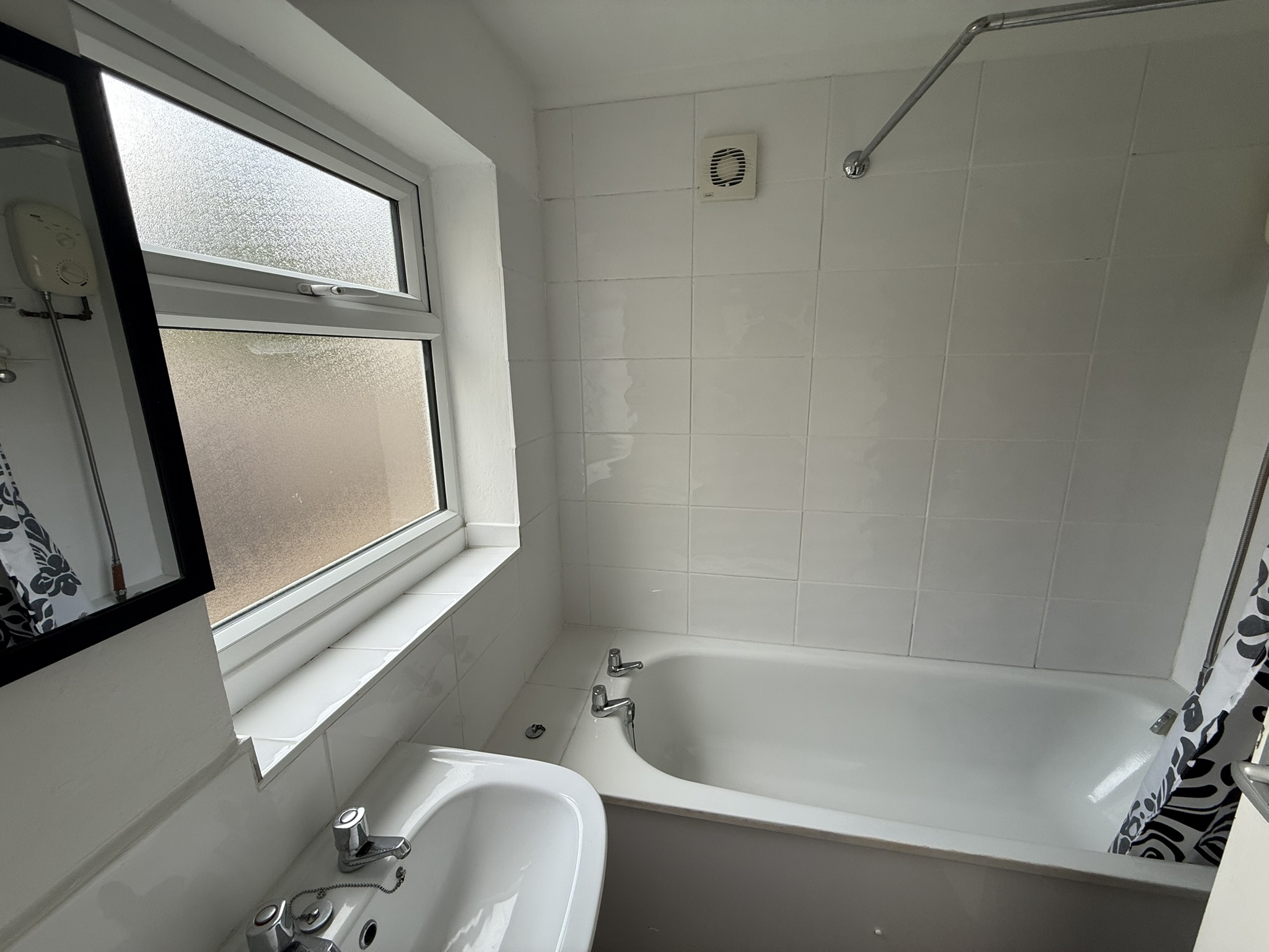 4 Bed house to Rent in Dunkirk | NG7 2JF - Image 6