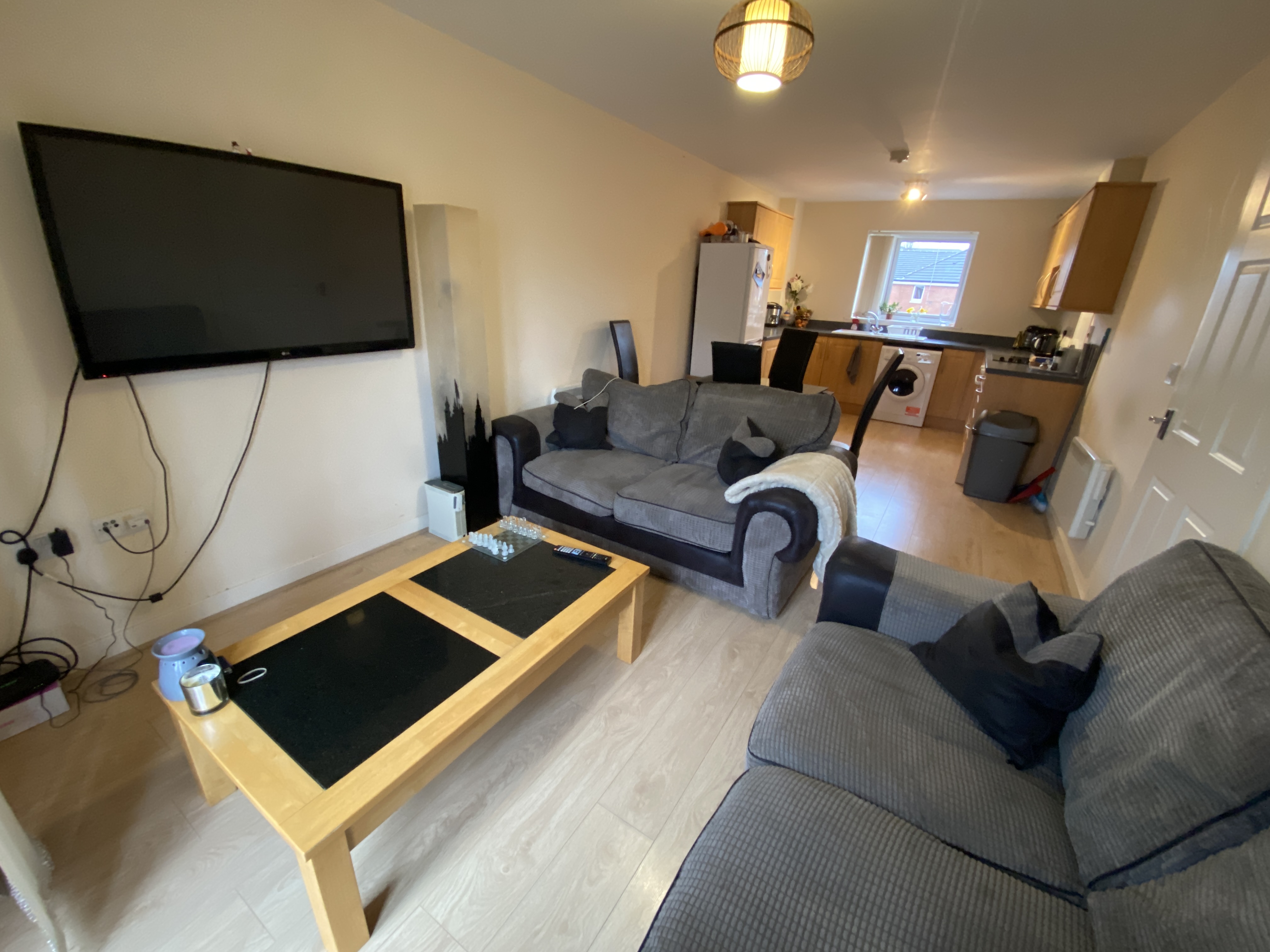 2 Bed flat to Rent in City Centre | B15 2GH - Image 1