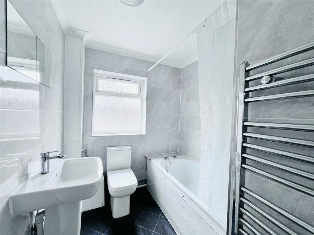 2 Bed house to Rent in Wollaton | NG8 1PU - Image 3