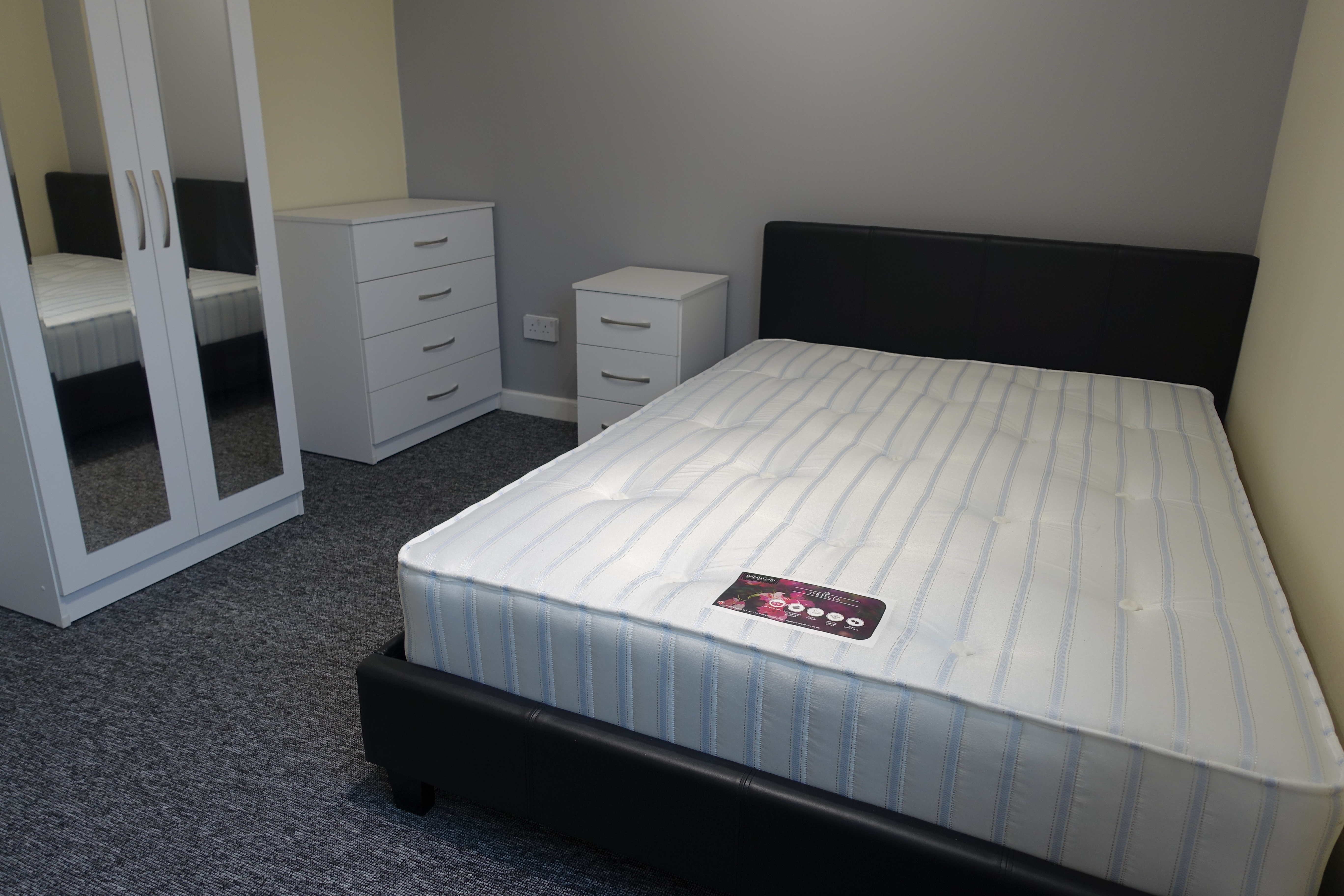 4 Bed house to Rent in Edgbaston | B16 8UZ - Image 4