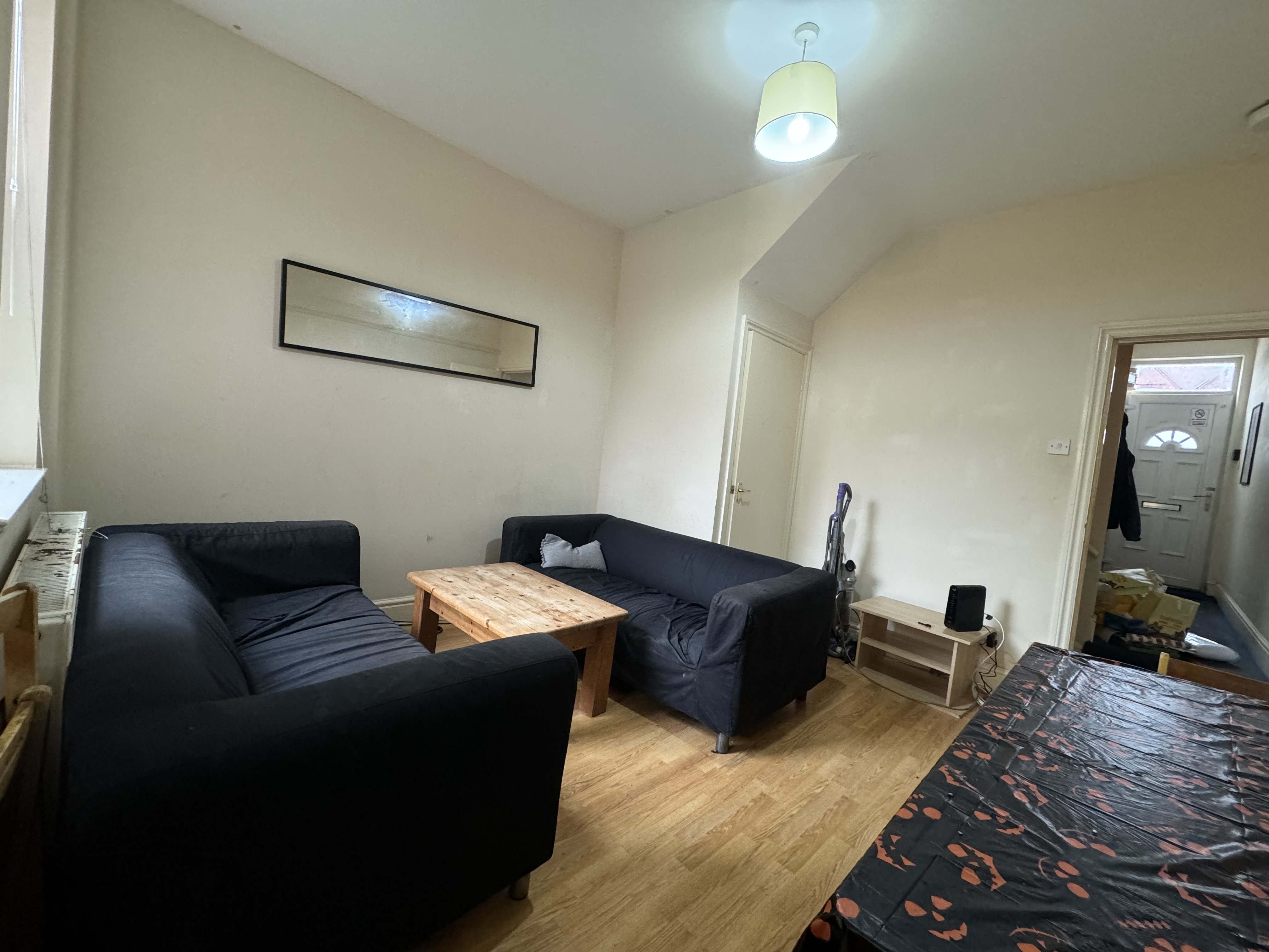 6 Bed house to Rent in Selly Oak | B29 7AH - Image 2