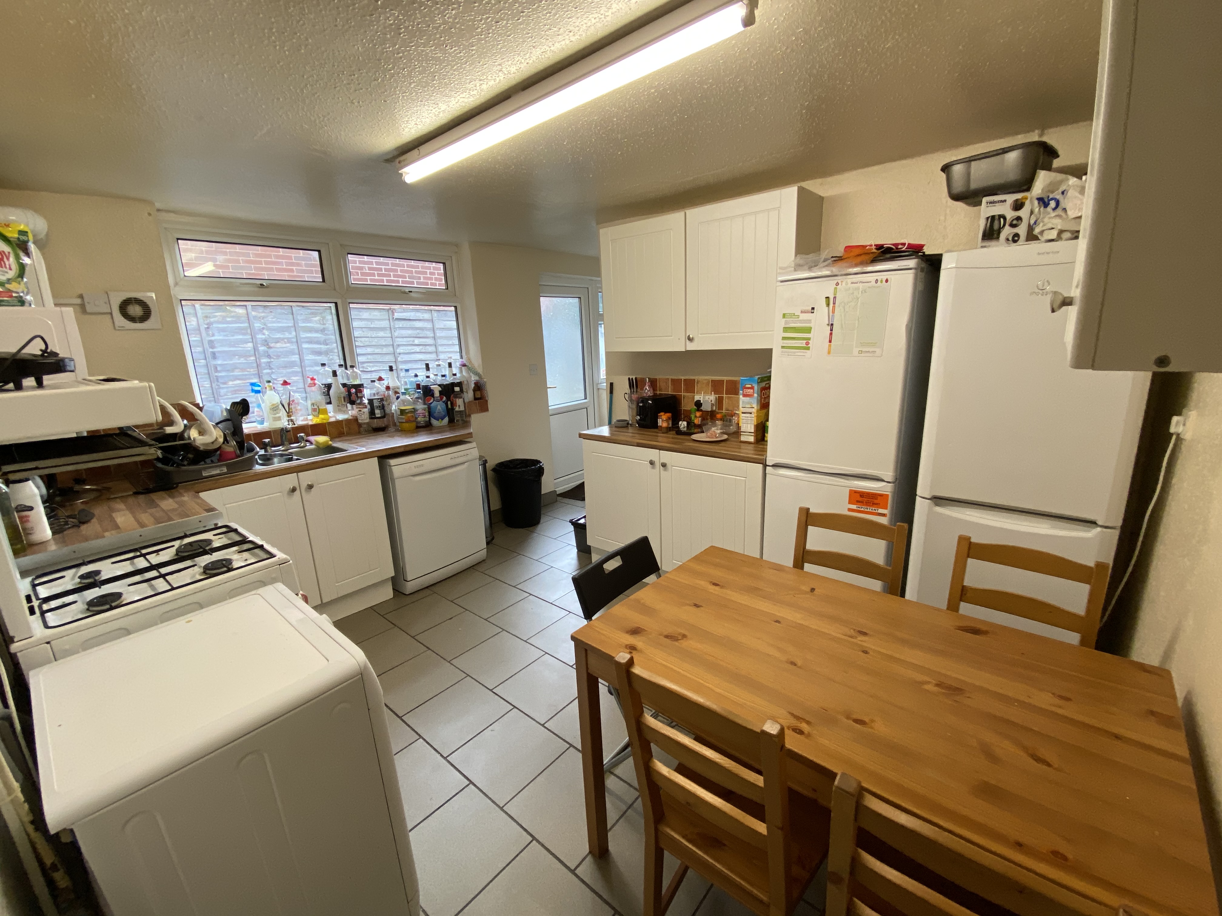 5 Bed house to Rent in Selly Oak | B29 7AT - Image 2