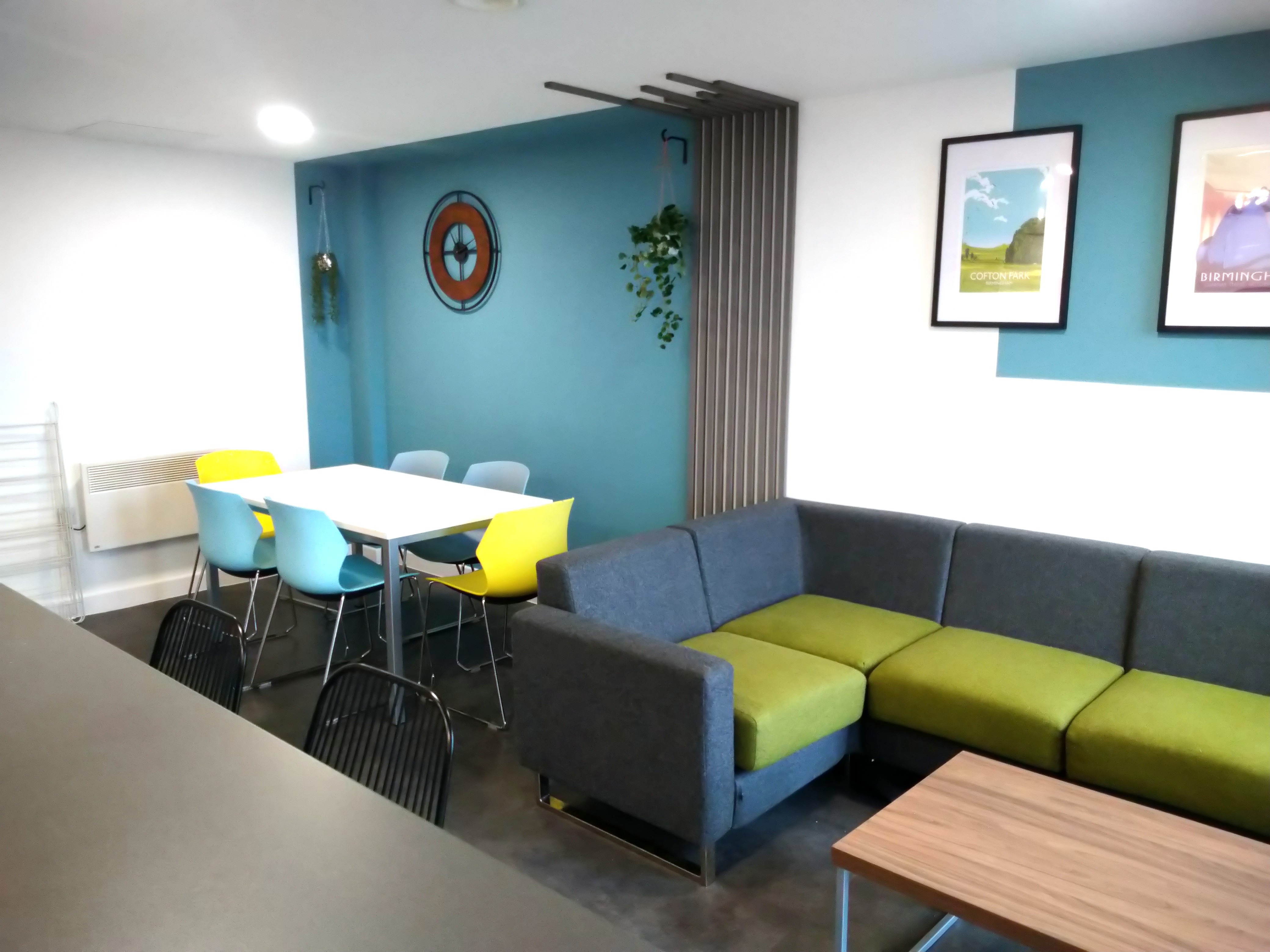 1 Bed room to Rent in Birmingham | B15 1PL - Image 1