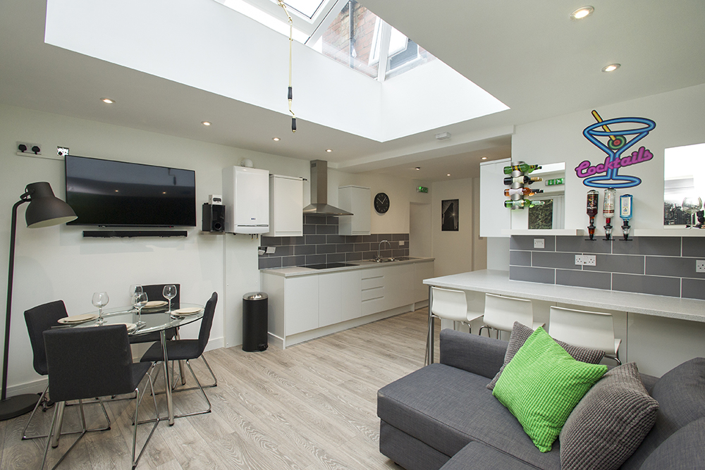 6 Bed house to Rent in Lenton | NG7 1QE - Image 1