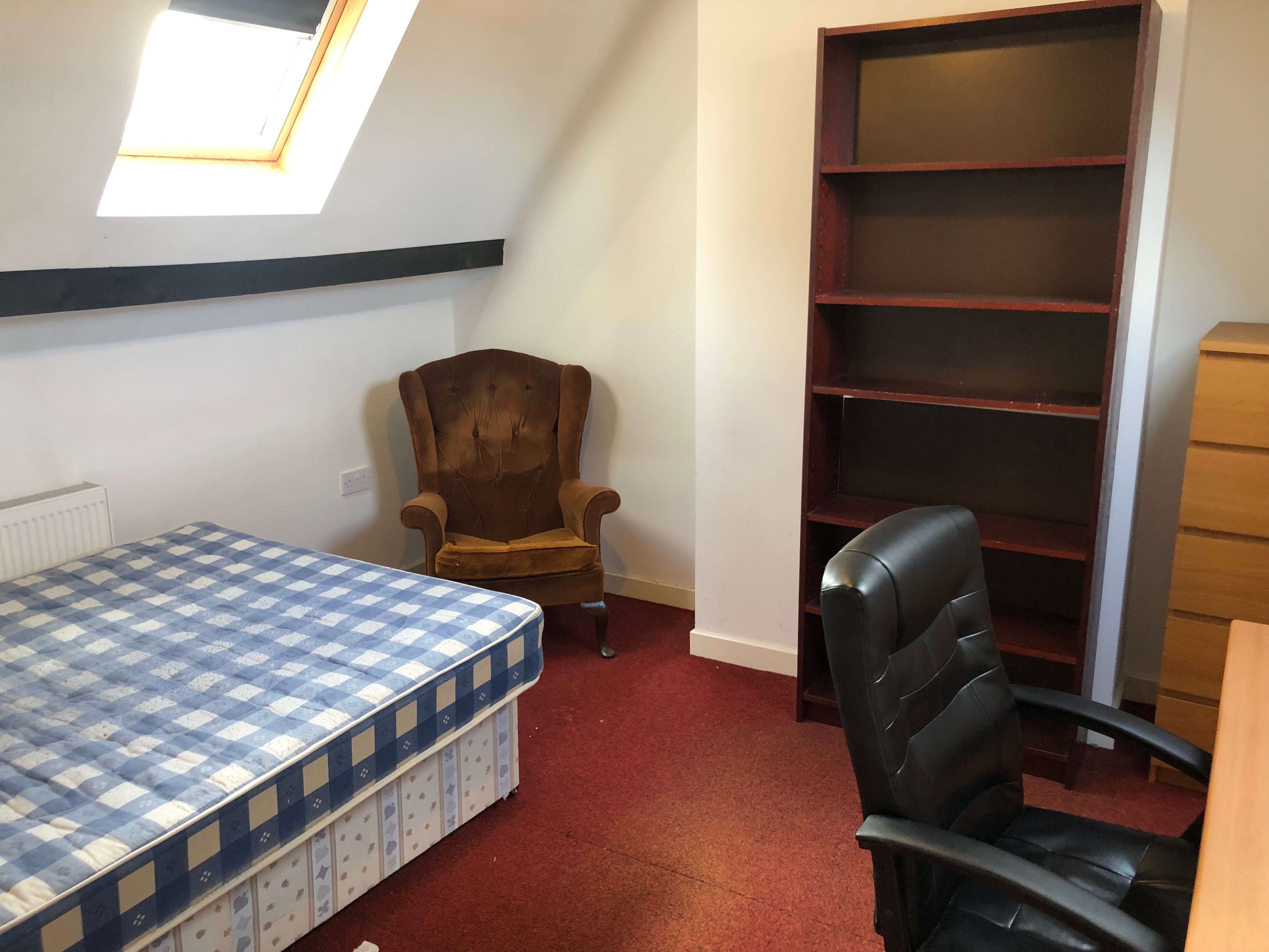 4 Bed house to Rent in Wollaton | NG8 1BZ - Image 6